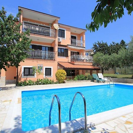 Apartments Susy Pula Zewnętrze zdjęcie